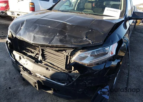 2019 Chevrolet Traverse Ls из США, поврежденный, VIN 1GNERFKW3KJ225971